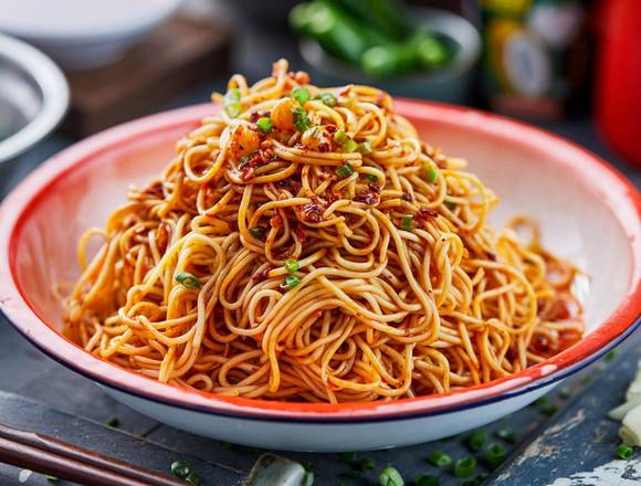 麻辣凉拌米粉 Spicy Cold Rice Noodle Salad